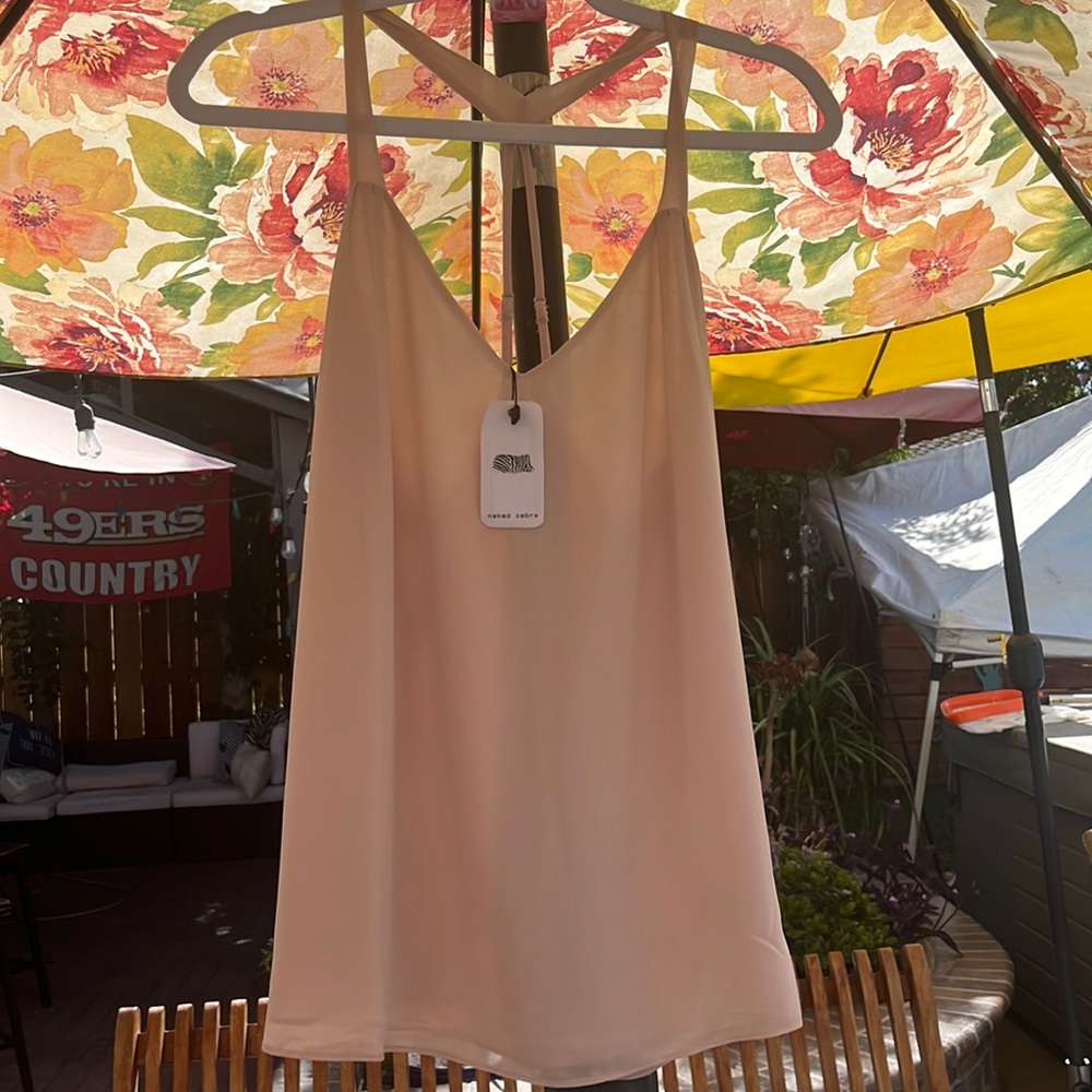 Ladies sleeveless top